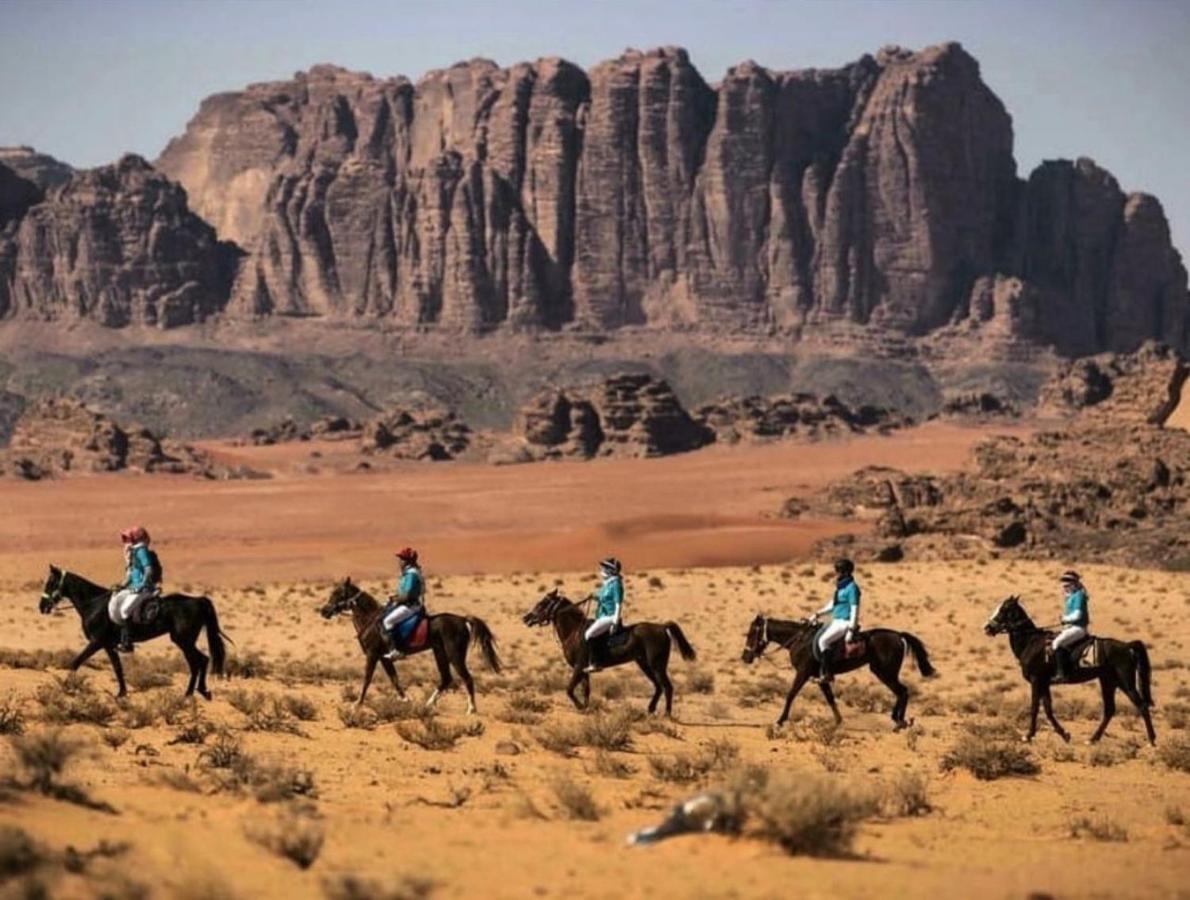 Отель غرووب وادي رم Экстерьер фото